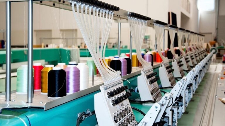 Vietnamese textile and garment exports conquer many countries and territories around the world