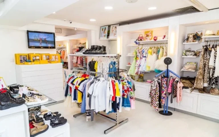 cheap-clothing-manufacturers-savings-or-risks-vishimex